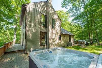 Peaceful Lakefront w/ Fireplace & Views