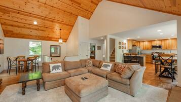 Smart TV, fireplace, DVD player