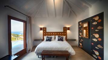 1 slaapkamer, een strijkplank/strijkijzer, wifi, beddengoed