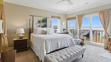 4 bedrooms, desk, blackout drapes, iron/ironing board