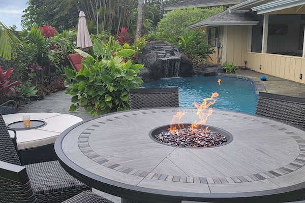 屋外ダイニングエリア