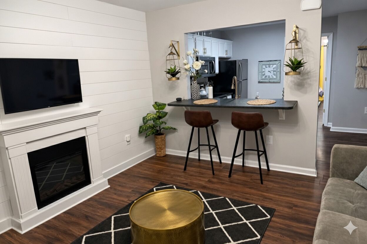 Smart TV, fireplace, stereo