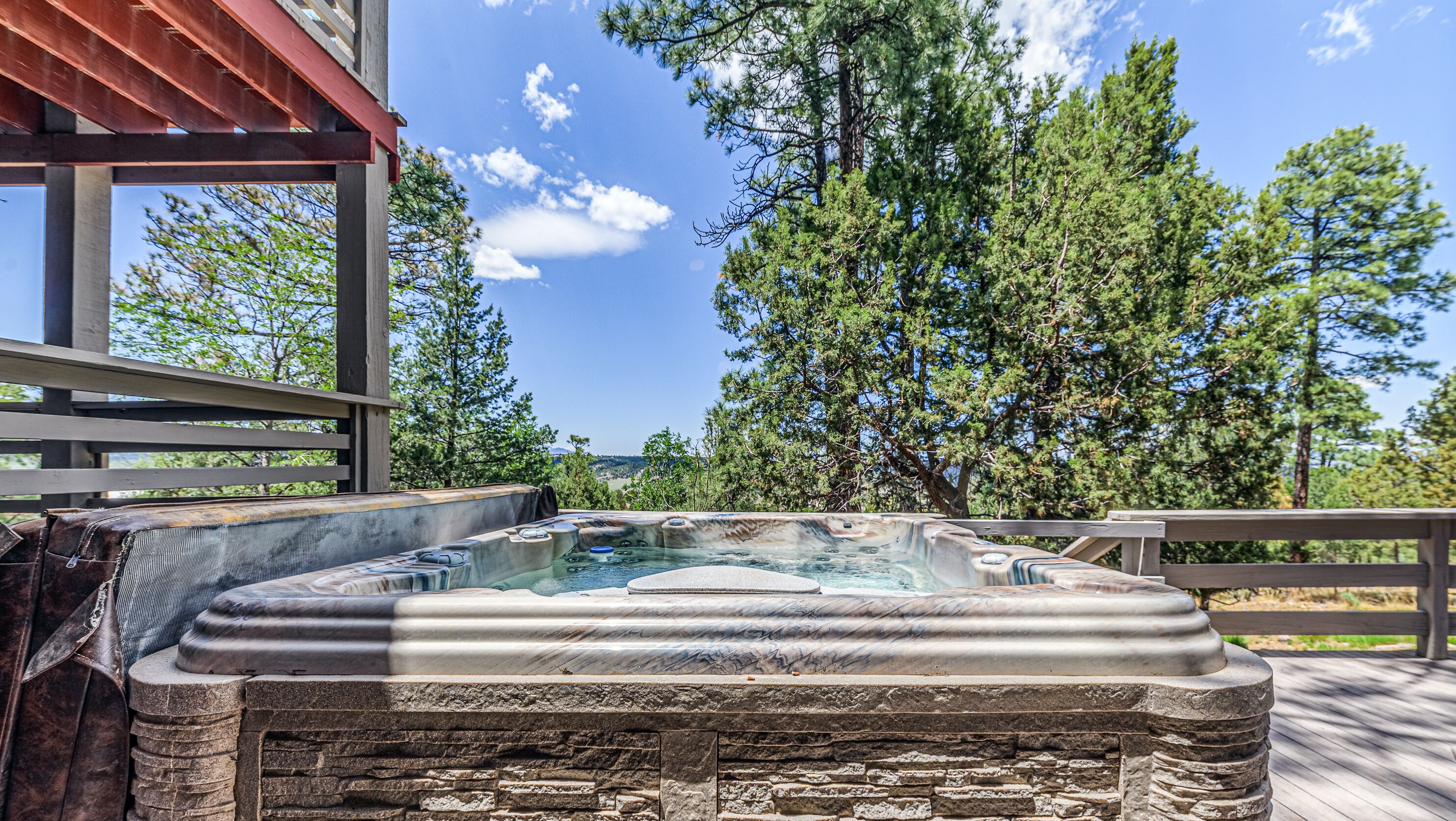 مغطس سبا خارجي