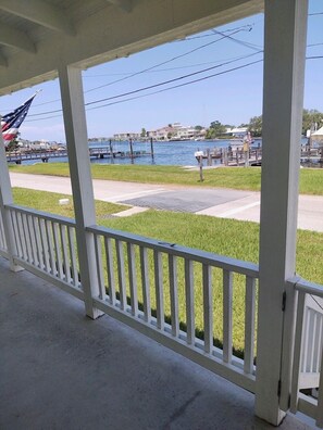 Property grounds - Sunset River House - Home w/Pontoon Boat for rent. Private Dock. Sleeps 12 (Port Richey)