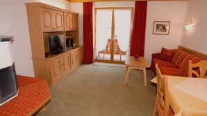 DVD player, table tennis - apartment with 2 rooms (Reit im Winkl)