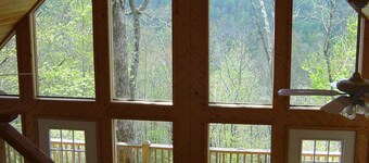 Bear Rock Chalet beautiful, secluded, mountain retreat with breathtaking views