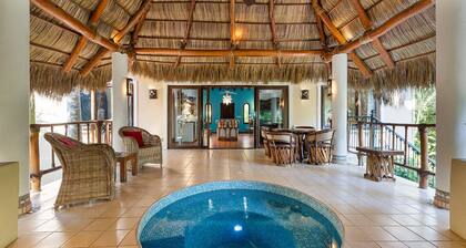 Spacious Luxury Villa - 2 Pools & Ocean Views - Sleeps 16, Perfect for Reunions!