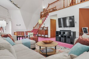 Smart TV, fireplace, DVD player, table football