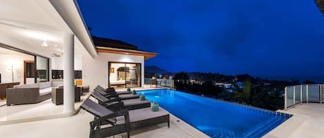 4-Bedroom Villa with Private Pool | Terrace/patio
