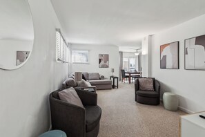 Smart-TV, Videospiele, DVD-Player