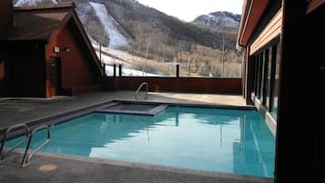 Indoor pool, outdoor pool