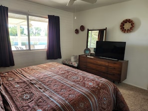 2 bedrooms, iron/ironing board, free WiFi, bed sheets - Awesome View Golf Course Sun City Home, pet friendly (Sun City)