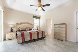 3 soverom, strykejern/-brett, wi-fi (inkludert) og sengetøy