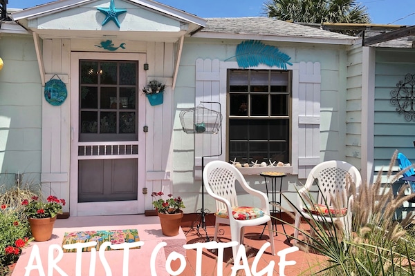 🏖🏖🏖🏖🏖🏖🏖🏖🏖🏖. WELCOME TO OUR 1930’S
BEACH COTTAGE❣️
