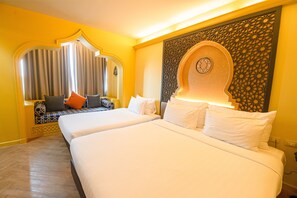 Amman Deluxe Triple | In-room safe, blackout drapes, free WiFi, bed sheets - Amman Unique Hotel (Udon Thani)