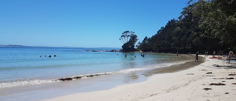 Playa en los alrededores