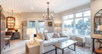 LAKESIDE URBAN INN . . . truly a HIDDEN GEM on the LAKE in Downtown Tualatin!!!