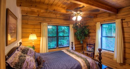 Vistas mágico y sereno de la montaña de nantahala, Se aceptan mascotas