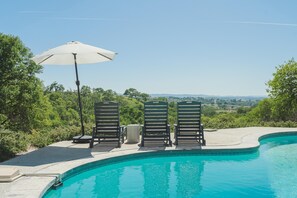 Pool - Ranch House Estate - Hilltop ranch house — pool, tennis, vineyard views, 4 bed / 2.5 bath (Paso Robles)