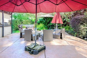 Terrace/patio - Getaway Studio w/ Private Patio (Visalia)