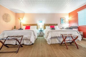 1 bedroom, iron/ironing board, WiFi, bed sheets - Sequoia Parks, Coast, Wineries, Skiing All Day Trips from comfortable apt (Visalia)