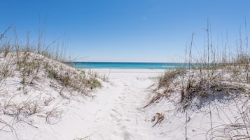 In Strandnähe, Liegestühle