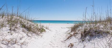 Tæt på stranden, liggestole