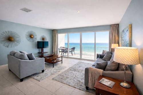 Wow!!!  Updated Beach front 4th top flr condo RIGHT on the beach