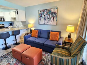 Smart TV - One bedroom one bath oasis! Enjoy one free beach chair set up daily. (Destin)