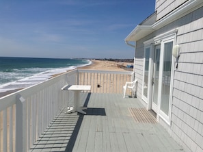 Property grounds - 2 Bedroom 2 Bath duplex on Misquamicut Beach (Westerly)