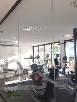 Fitness facility - Great! New Spacious 3BR Beachfront Condo in Pearl Tower (Villas del Mar)