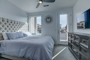 4 bedrooms, travel crib, free WiFi, bed sheets