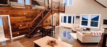 PROMO 10% WEEKLY/20% MONTHLY DISCOUNT
SW Wisconsin, Hypoint’s Mississippi view