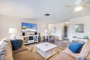 Living area - Blind Pass Condos at Bowman's Beach E210 on beautiful Sanibel Island (Sanibel Island)
