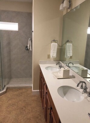 Hair dryer, towels