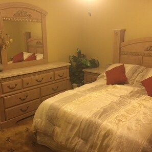 2 bedrooms, free WiFi, bed sheets