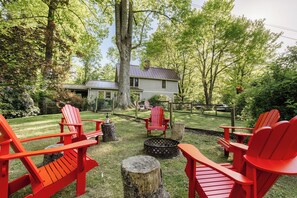 Property grounds - Saluda Mountain Home*Outdoor Games* Pet Friendly* (Saluda)
