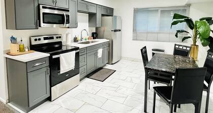 2BRCondo,LasVegas,WalkToStrip,nearLVCC,STRIP,Book,sale,WiFi,