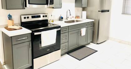 Condo 2 Bdr, Las Vegas, Kävele nauhaan, LVCC, SLS, STRIP, uusittu 7A