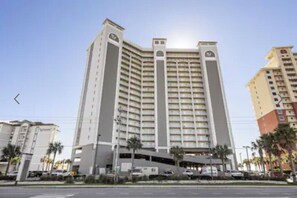 Exterior - SEAWIND #1704~CORNER UNIT with DOUBLE BALCONY! *THREE rooms w/ balcony access!!* (Gulf Shores)