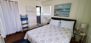 1 chambre, fer et planche à repasser, Wi-Fi gratuit, draps fournis