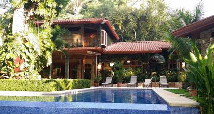 Los Suenos Resort - Beautiful Rainforest And Golf Course View