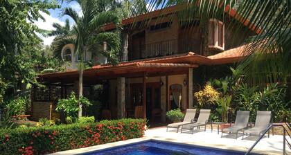 Los Sueños Luxury Villa, Private Infinity Pool & Golf Views