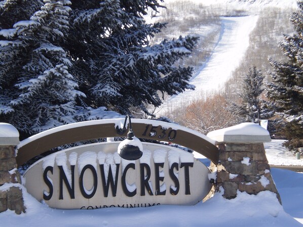 تفاصيل الفندق من الخارج