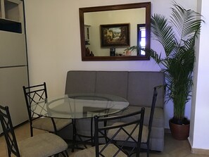 Dining - CONDO FOR RENT LARGE GROUP up to 20-30 (puerto peñasco)
