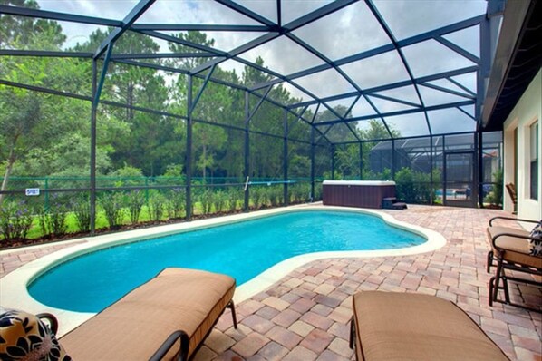 Outdoor pool, a heated pool