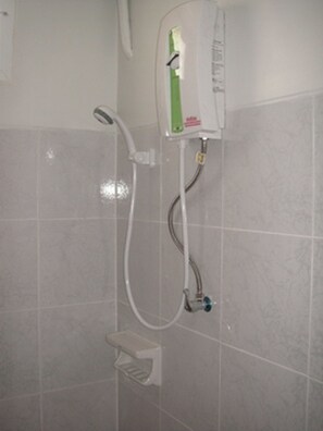 Bathroom shower - Arica Hostel Patong Beach Phuket - Adults Only (Patong)