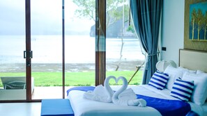 Four Bedrooms Private Pool Villa | 4 chambres, coffres-forts dans les chambres, décoration personnalisée