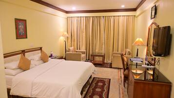 Deluxe Room | Premium bedding, Select Comfort beds, minibar, in-room safe
