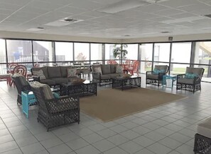 Interior - May 31-June 5 Reduced! Steps to the Beach & Tootsies! (Panama City Beach)